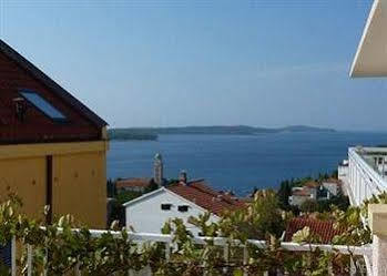 Hotel Kresic 3*