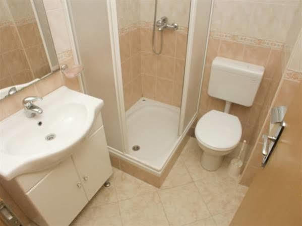 Nikolina Apartment