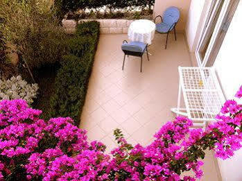 Pera Apartment *