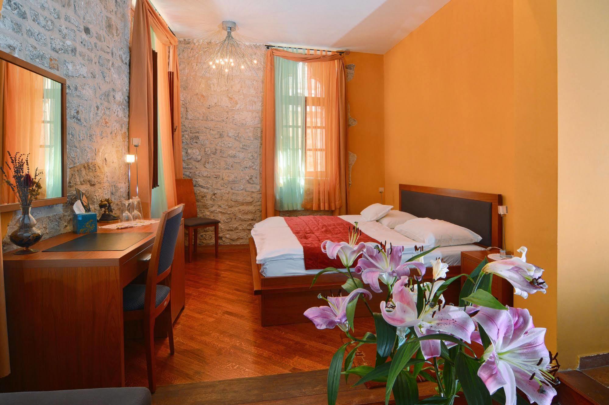 Hotel Nora 3*