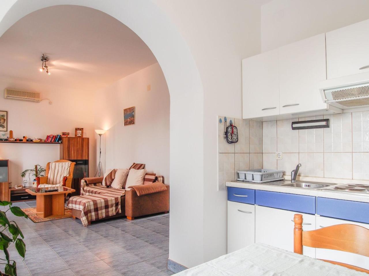 Dirk Apartman *