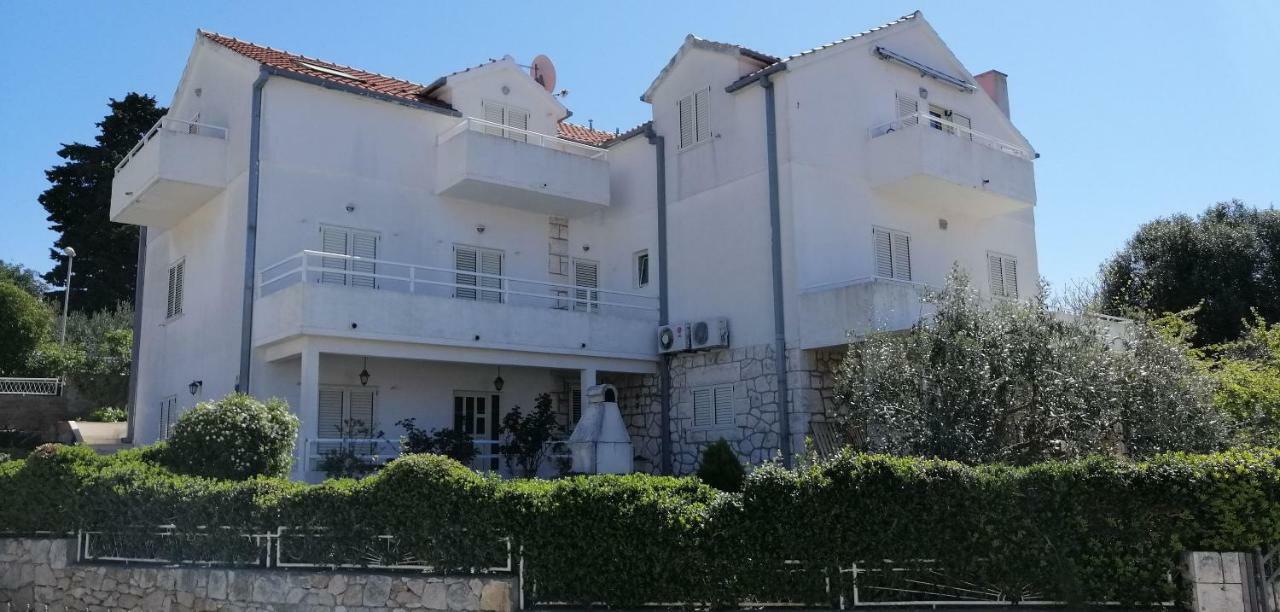 Dirk Apartman *