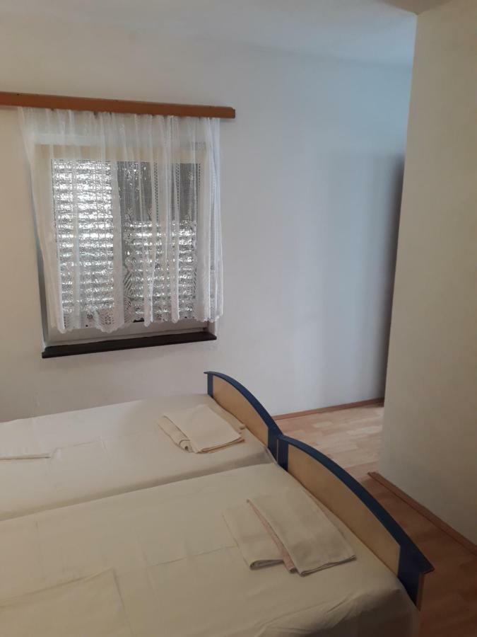 House Pejkovic Gasthof Hvar Town