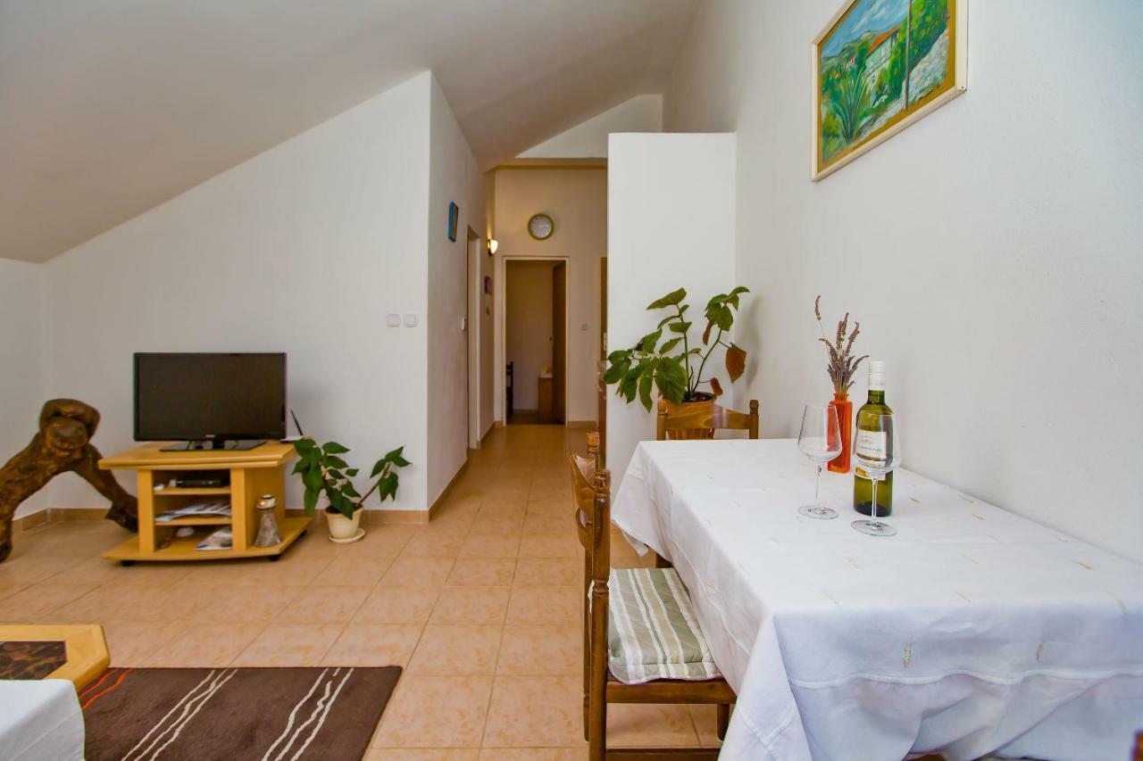 Apartment Jacky Hvar Town