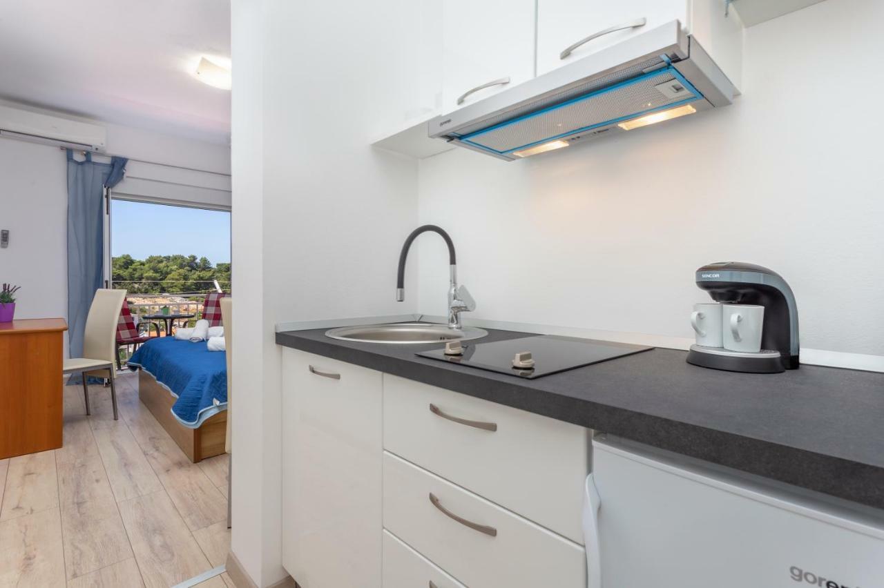 Bozo Apartment Hvar Town
