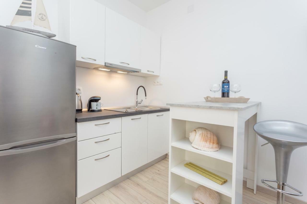 Bozo Apartment *