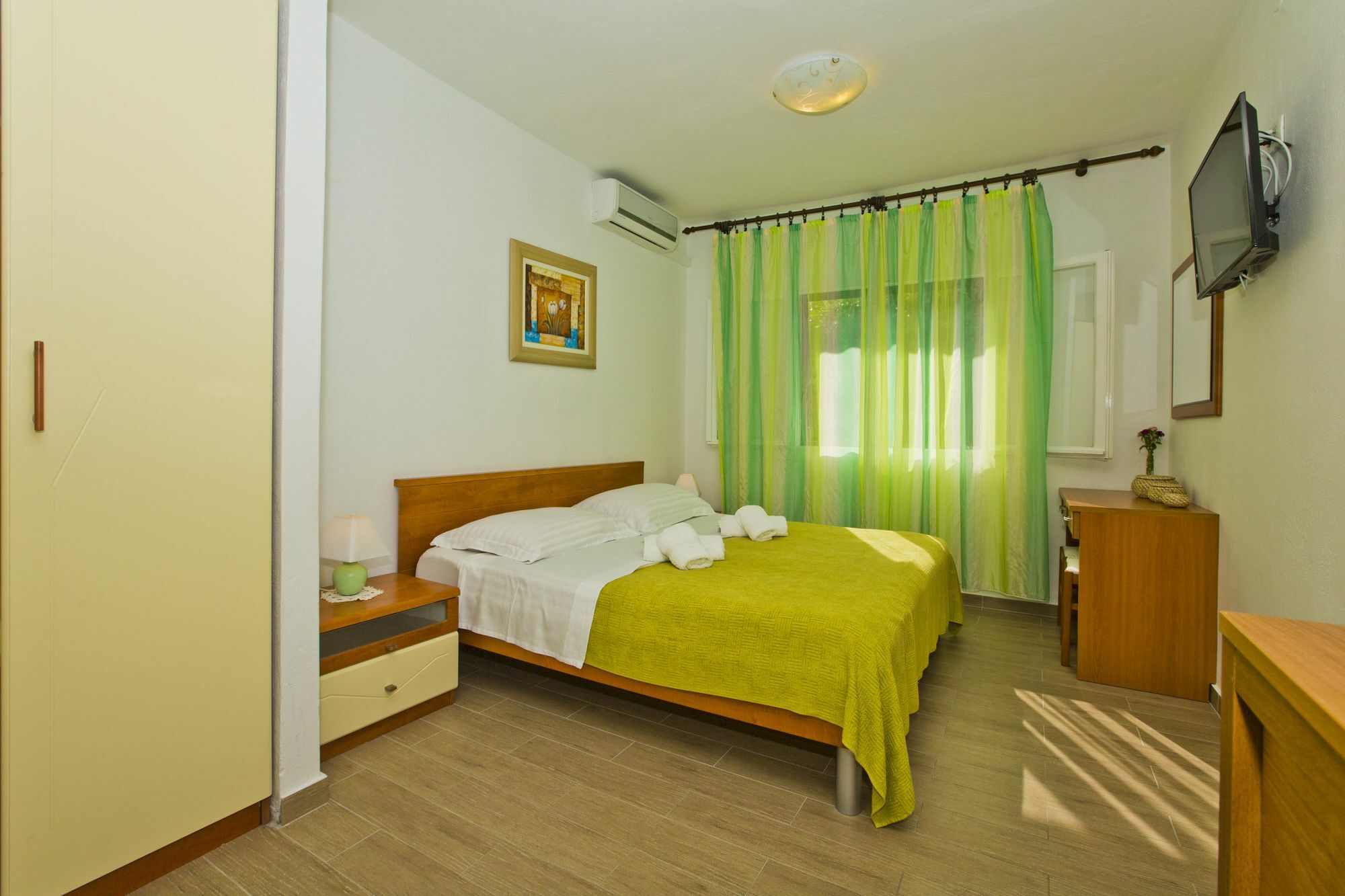 Apartment Milton Hvar