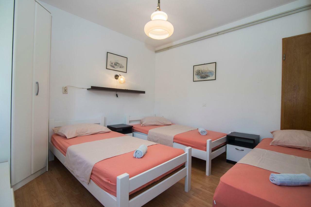 And Nikol Apartment