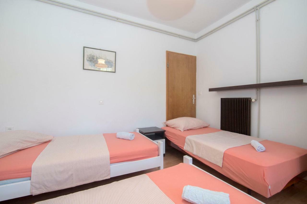 Apartment And Nikol Hvar Town