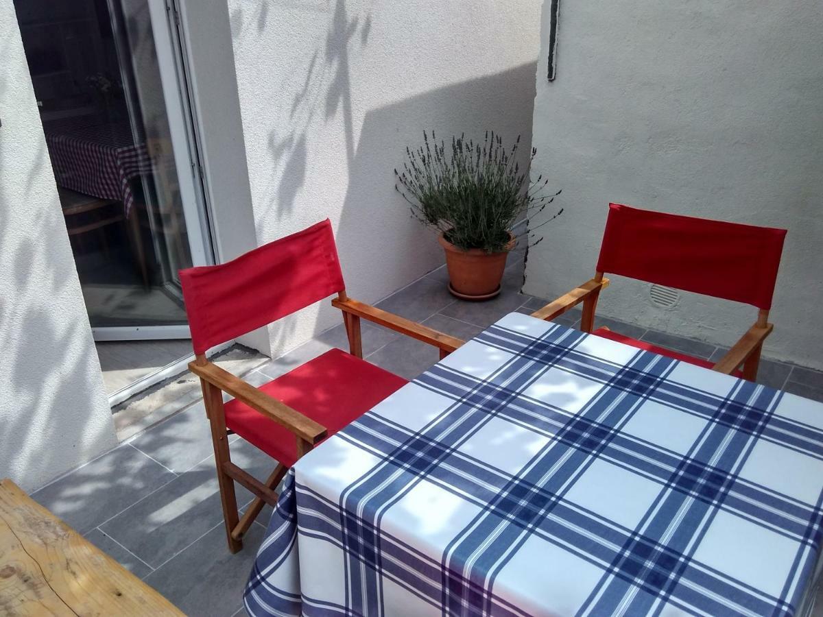 Apartman Nora * Hvar Town
