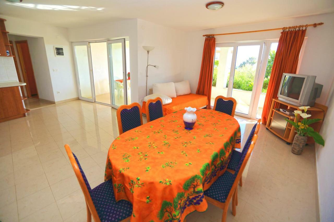 Apartment Lucija