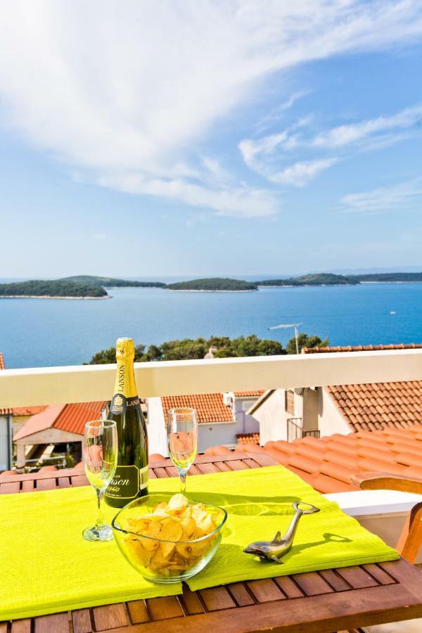 Tatjana Dominis Apartment Hvar Town