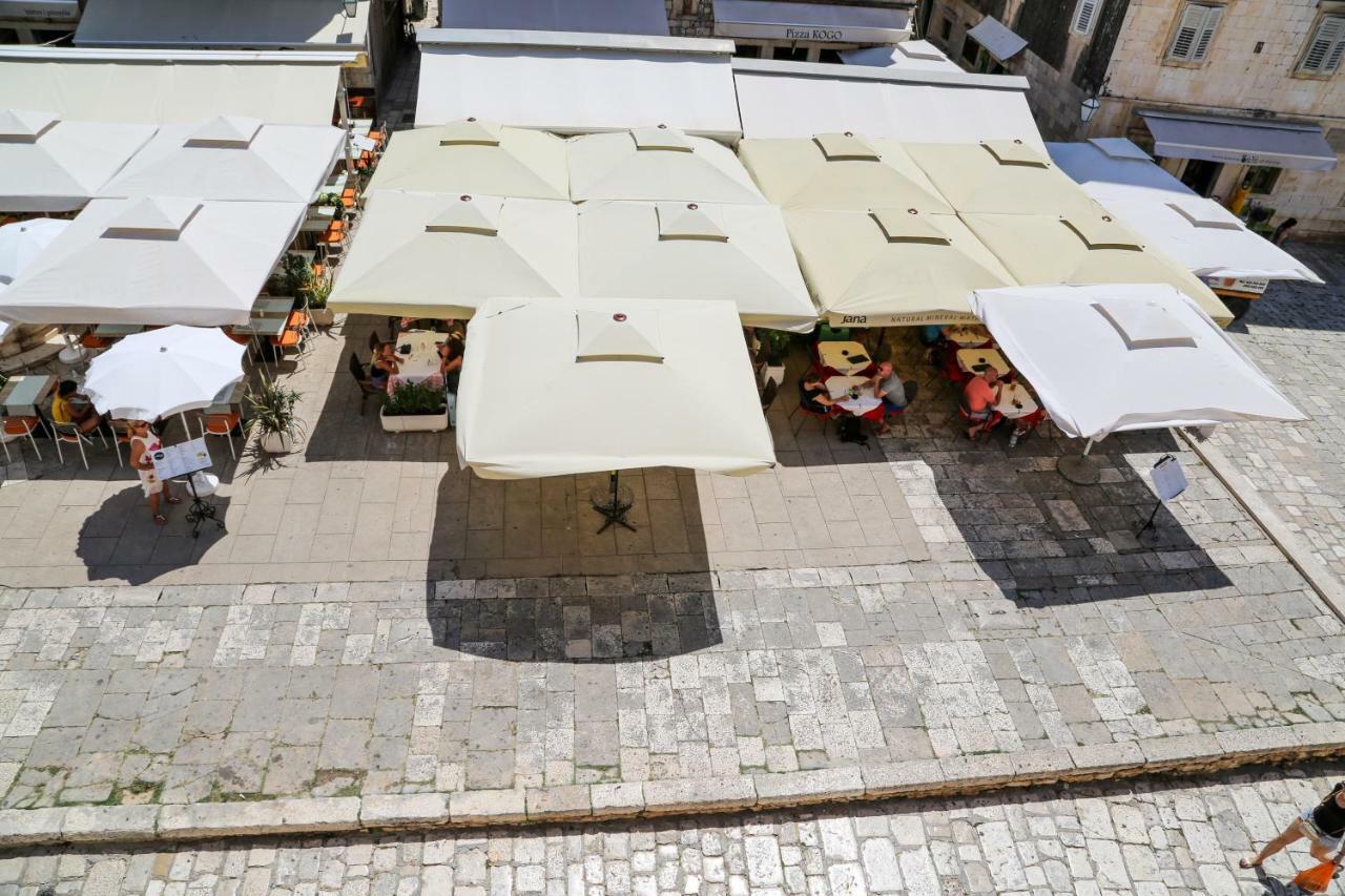 Hvar Piazza Apartment *
