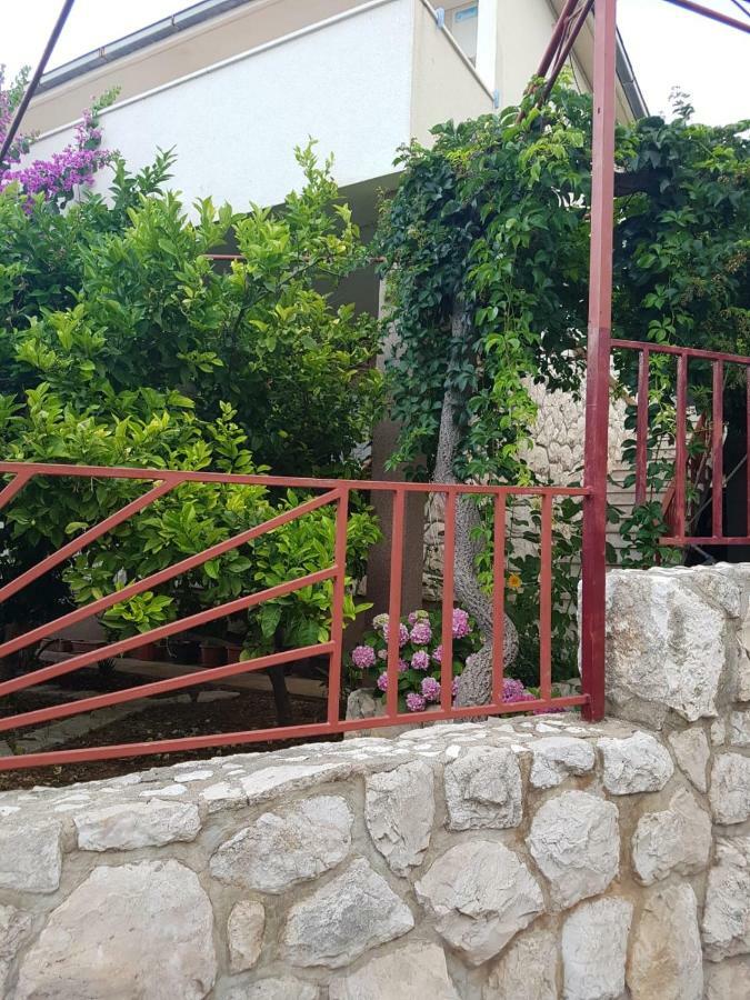 Goran's Place Hvar Town