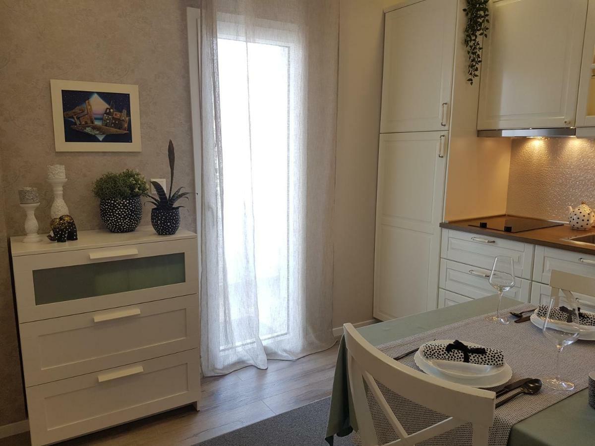 Iris Apartment