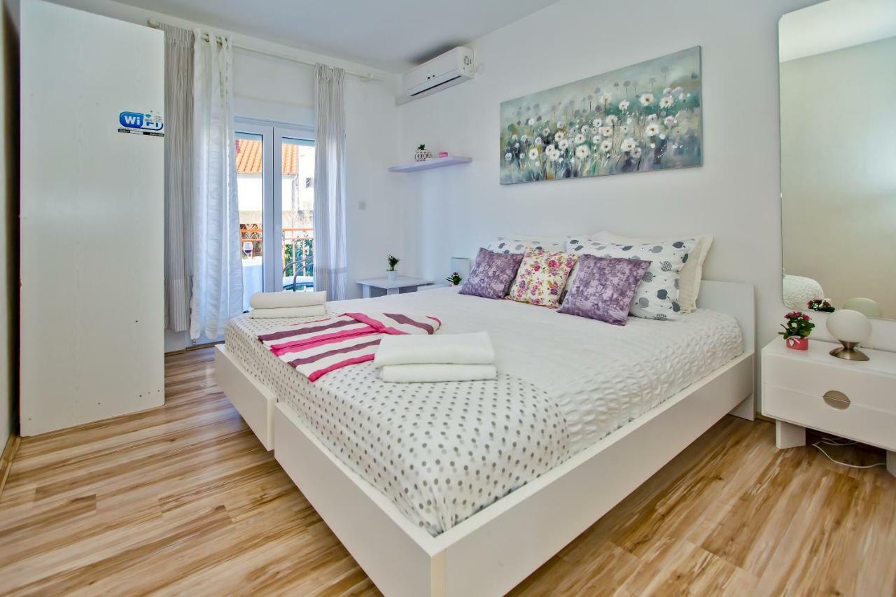 Ana Ii Apartment