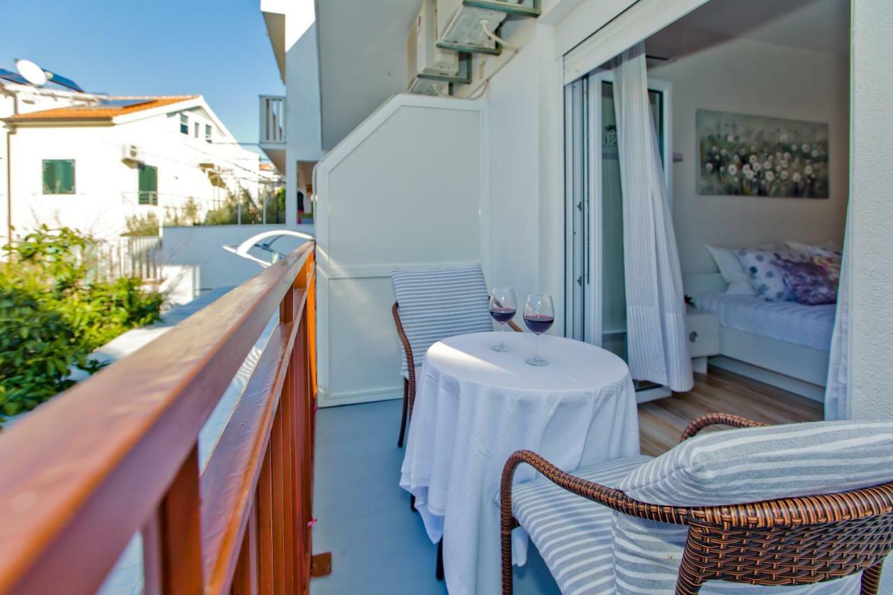 Ana Ii Apartment *