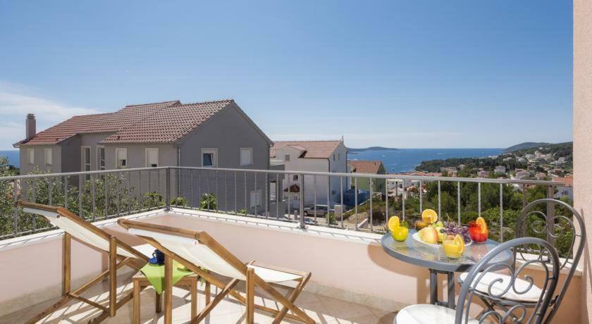 Hana's Eyes Apartment Hvar Town