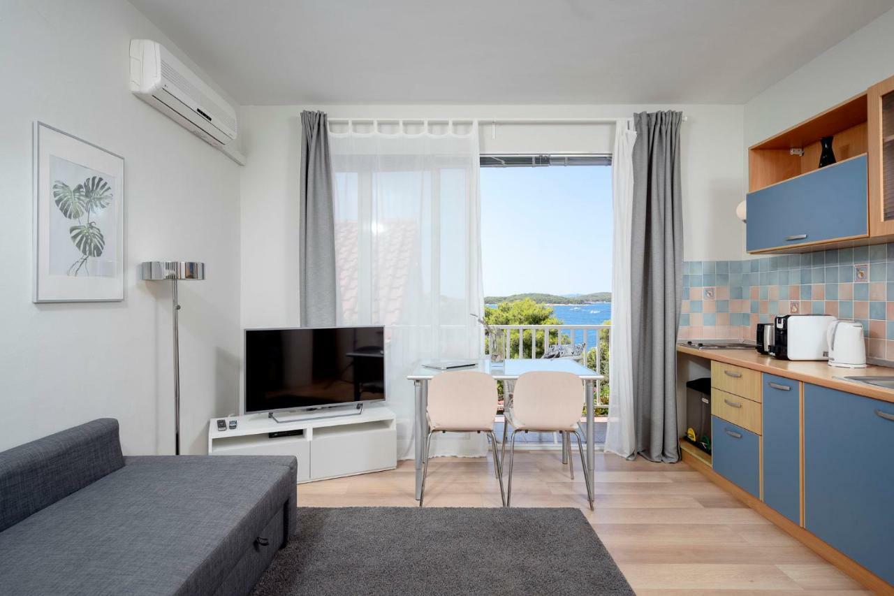 Studio Apartman Bova Apartment *