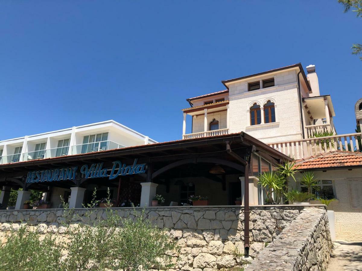Dinka * Hvar Town