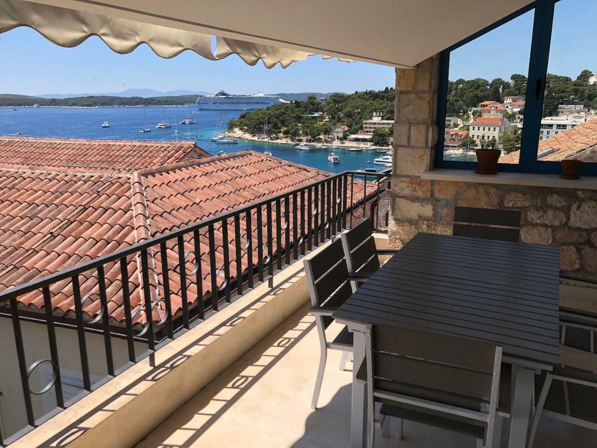 Penthouse In Old Dalmatian House - Flybridge Holiday home