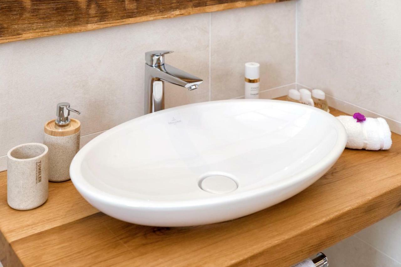 Luxury Galapagos Villa Hvar Town