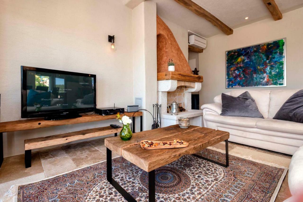 Luxury Galapagos Villa