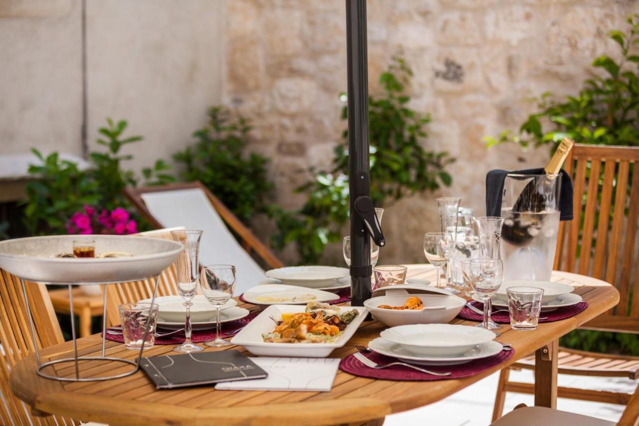 Walls Holiday home Hvar Town