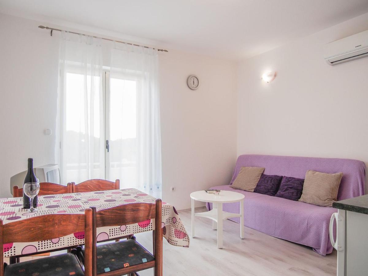 Apartman Dirk *