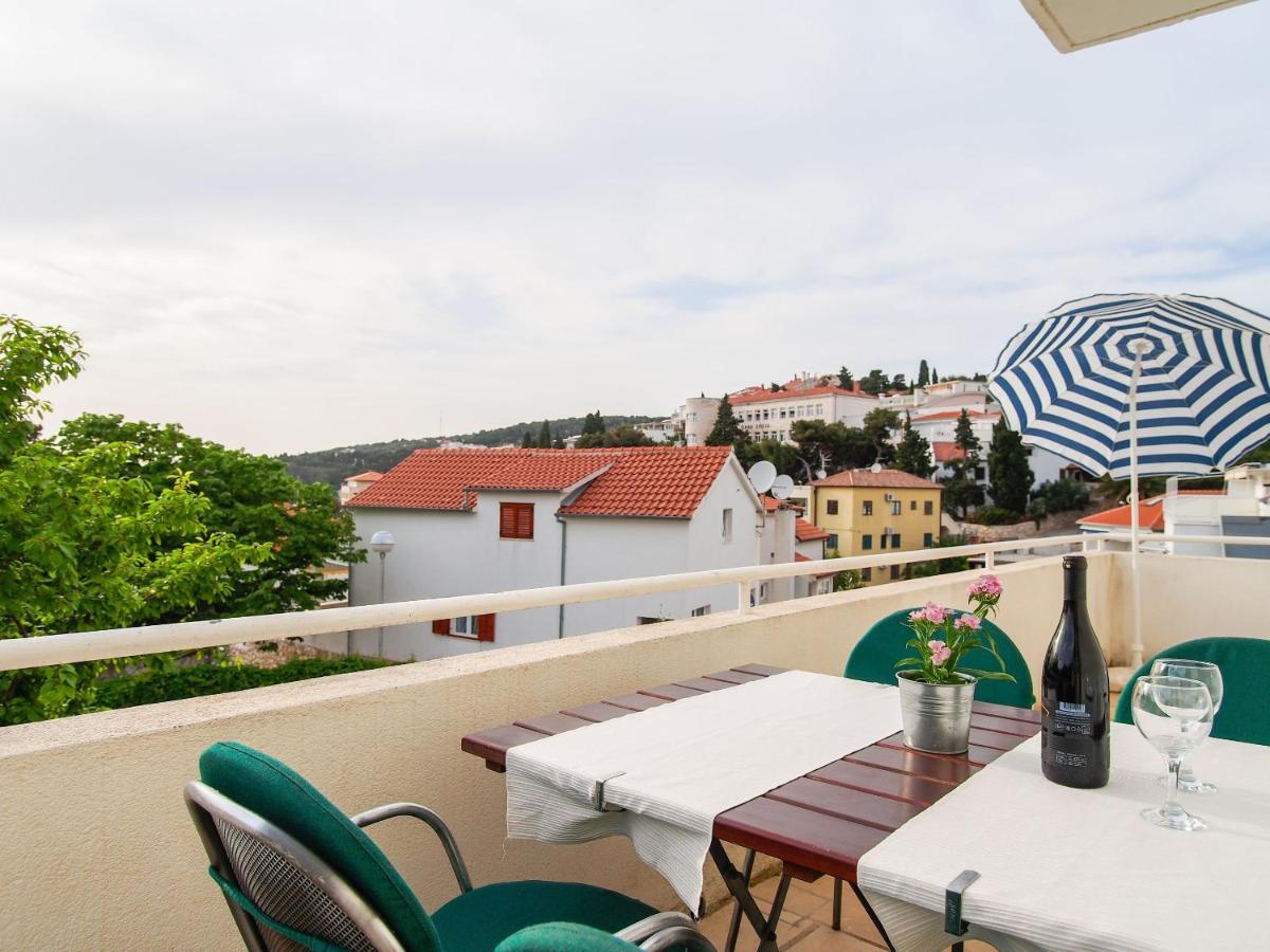 Apartman Dirk Hvar Town