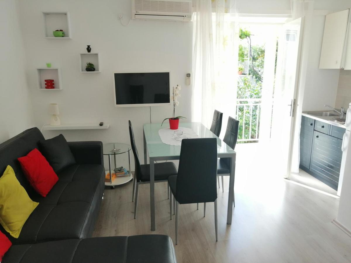 Roky Apartment Hvar Town