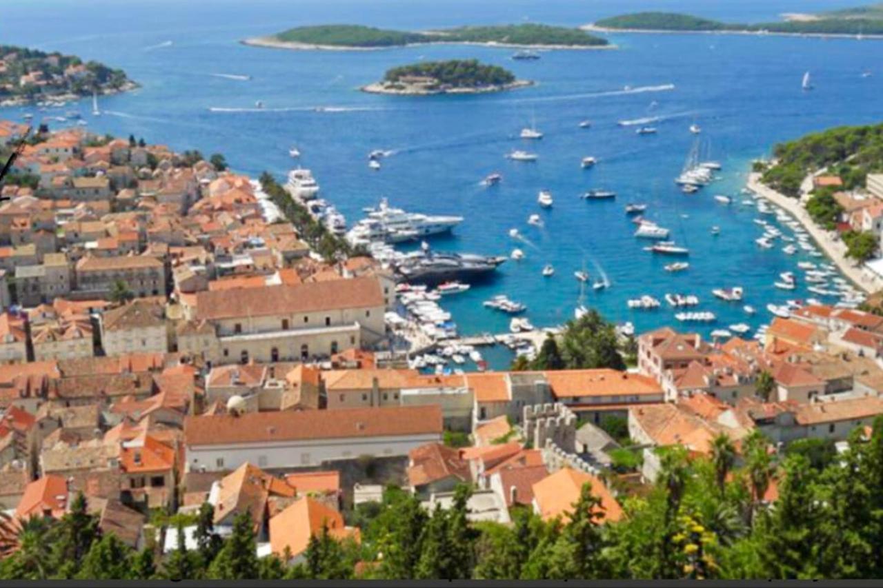 Hvar Old Dalmatian House Junior - Deck 2 Hvar Town