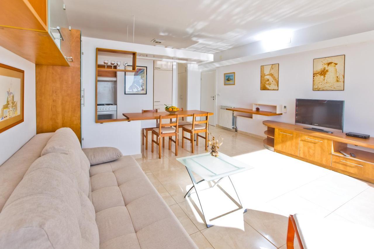 Tatjana Dominis Apartment *