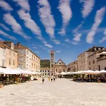 Apartment In Hvar Town With Sea View, Terrace, Air Conditioning, W-Lan