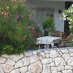 Barko Apartment And Rooms