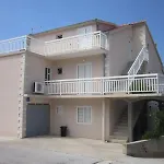 Apartments And Room Dar