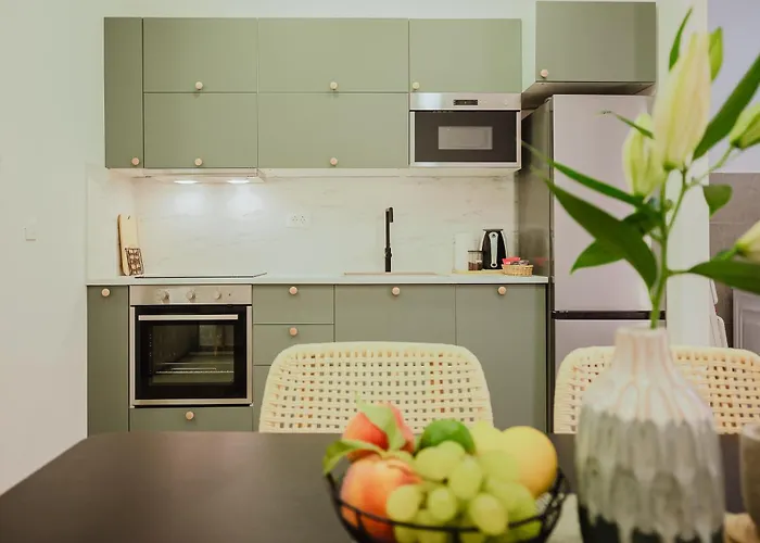 Stylish Town Centre Apartment Mariroza