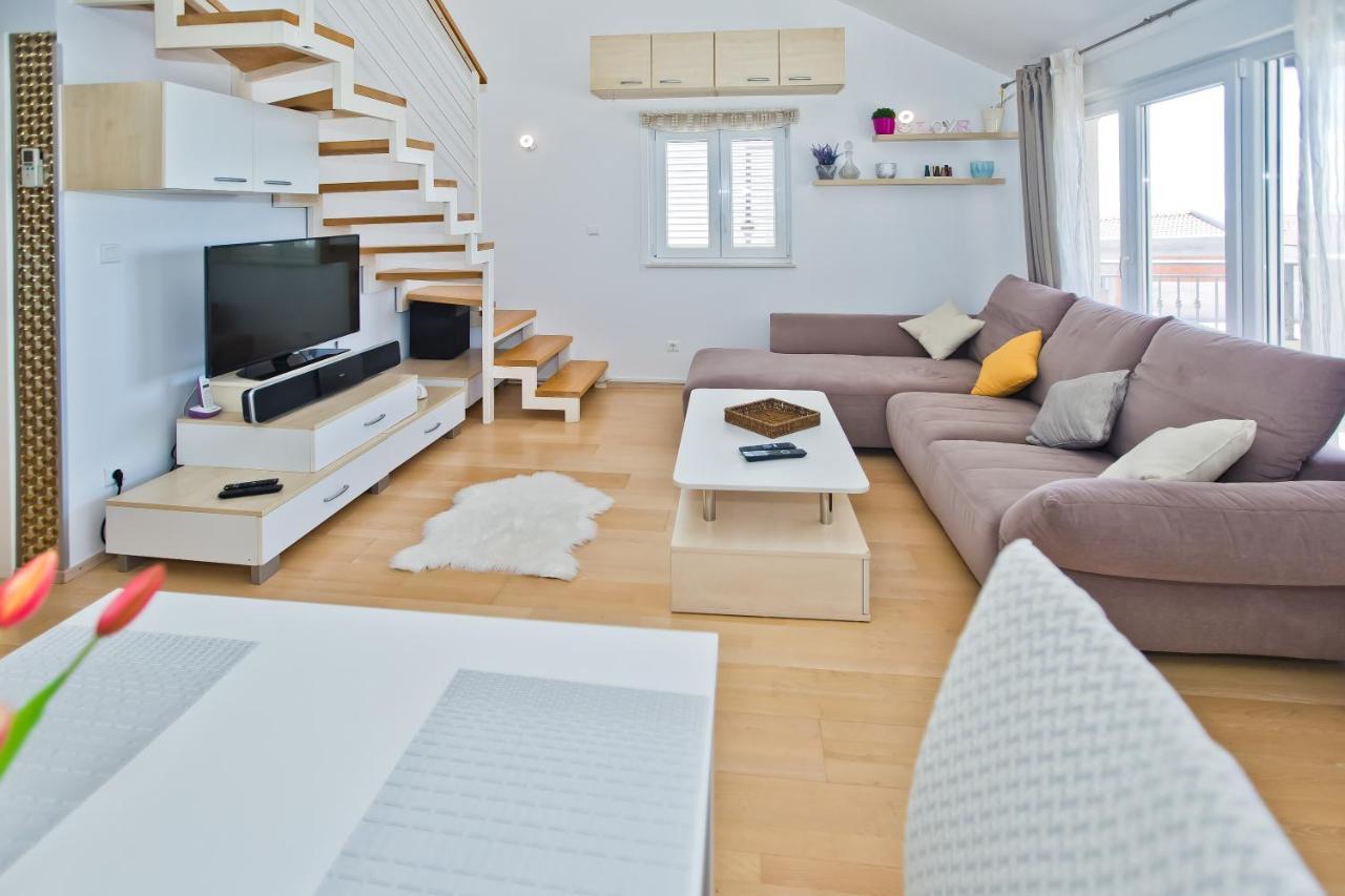 Relaxing Sunset Apartment Hvar Town