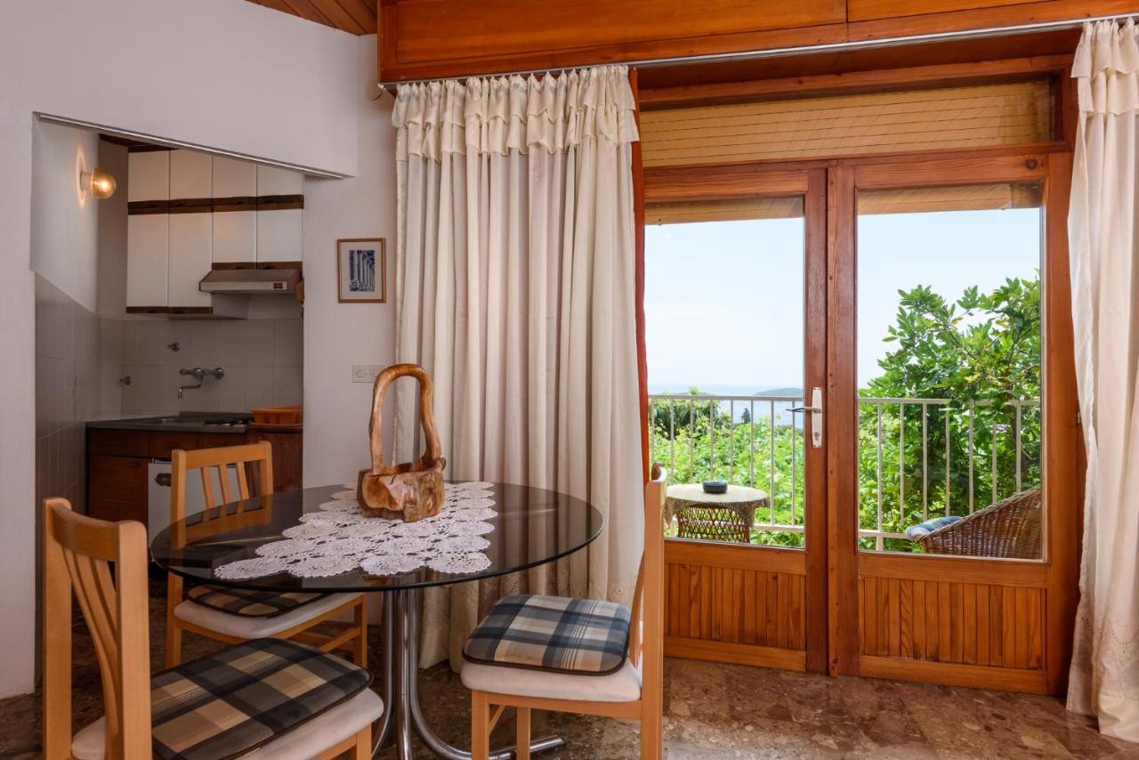 Fio's Guest house