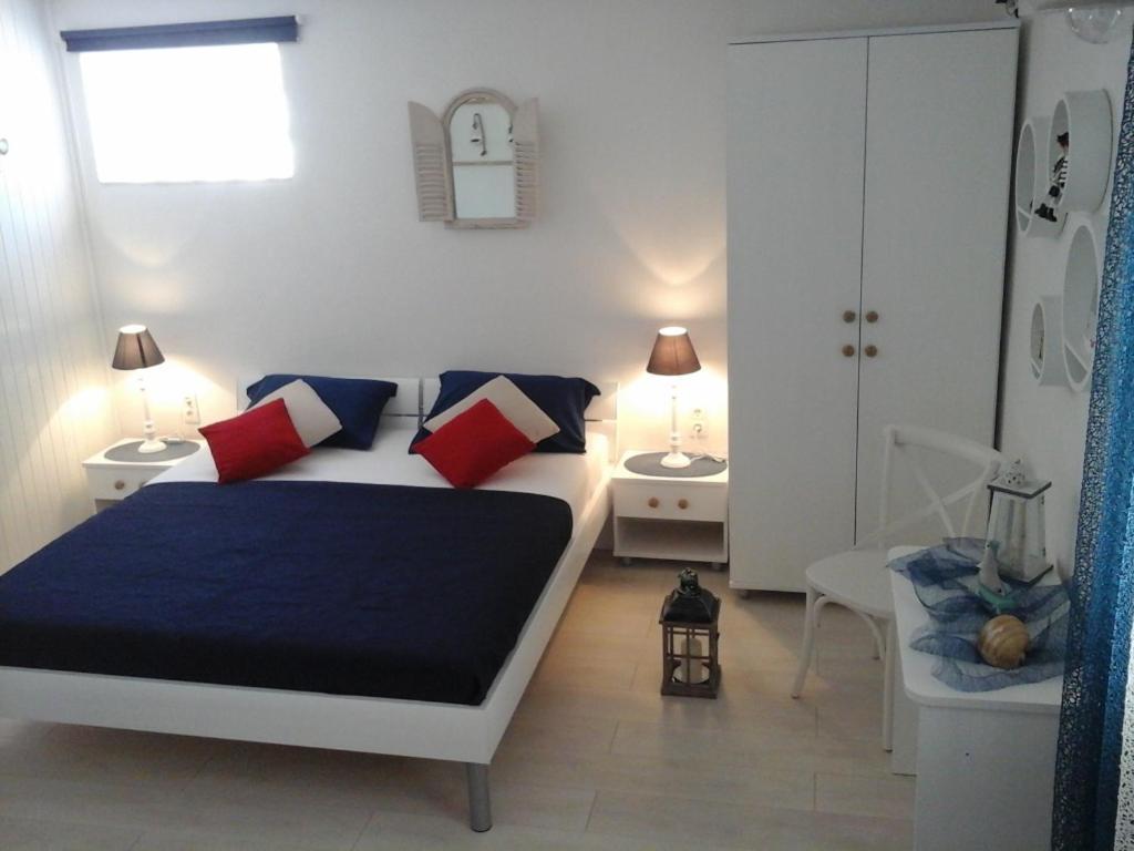 In With Balcony, Air Conditioning, Wi-fi, Dishwasher Apartment Hvar Town