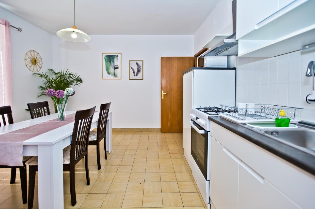 And Marija Apartment Hvar Town