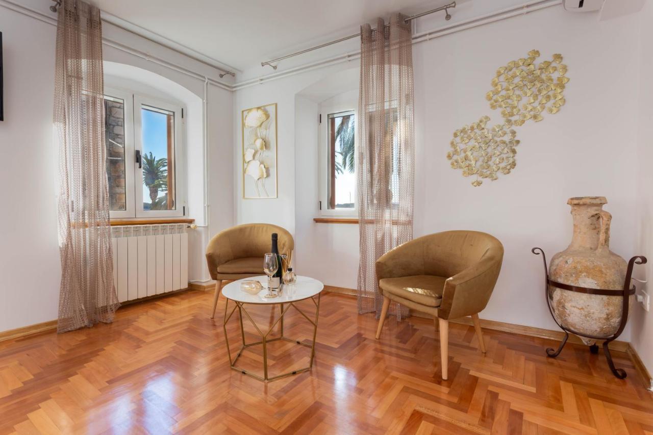 Deluxe Dreamy In The Center Of Hvar With Sea View Hvar Town