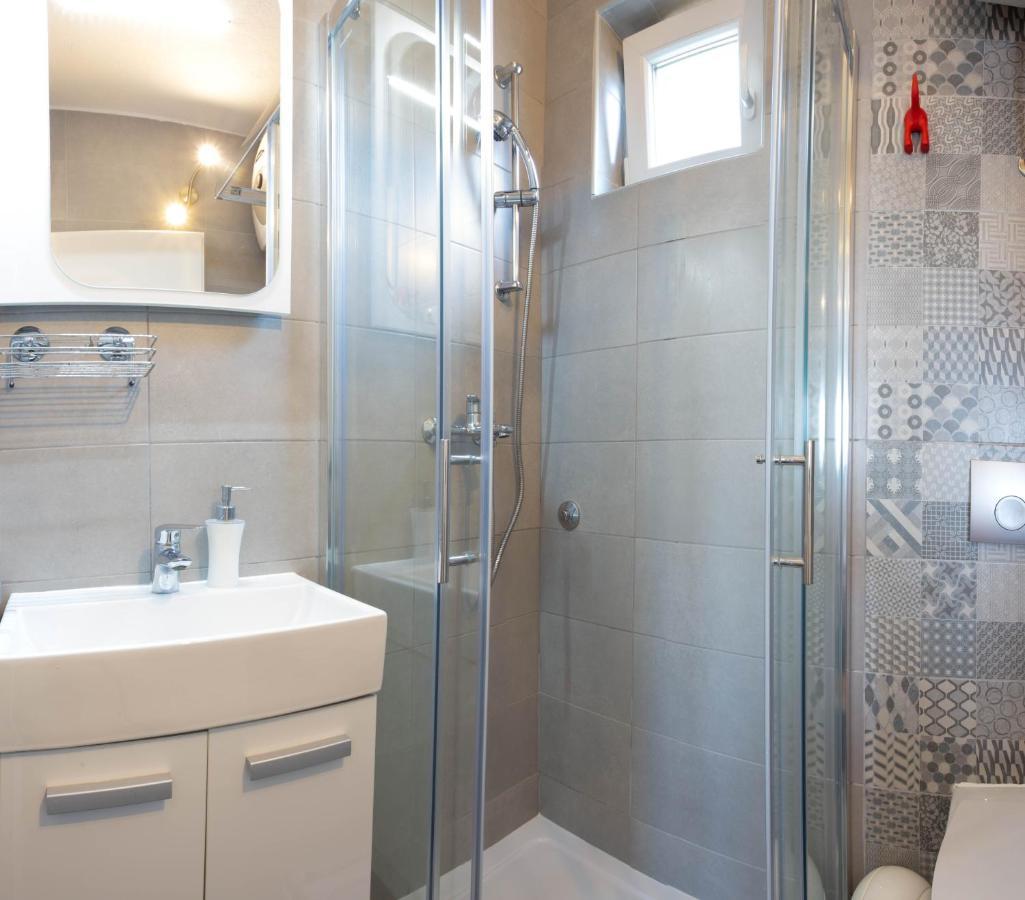 Apartment Tasina *