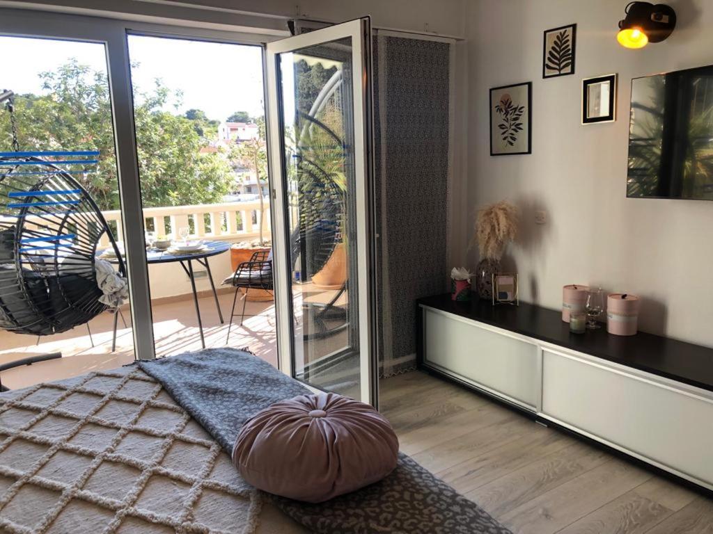 Mili Guest house