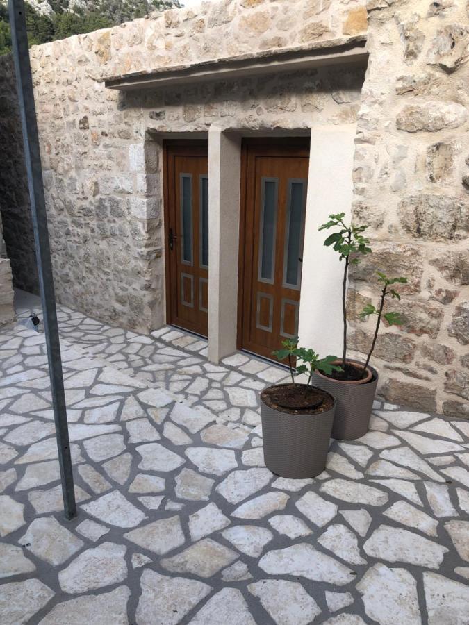 Old Town Tonka * Hvar Town