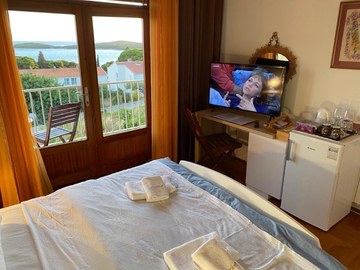 Fio's Guest house 4*