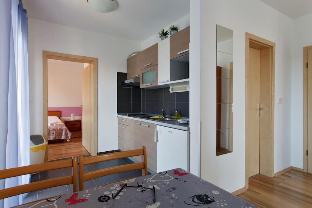 Komforan 2+2 Apartment *