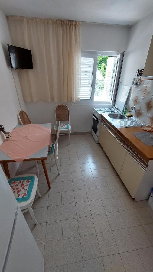 Julija Apartment
