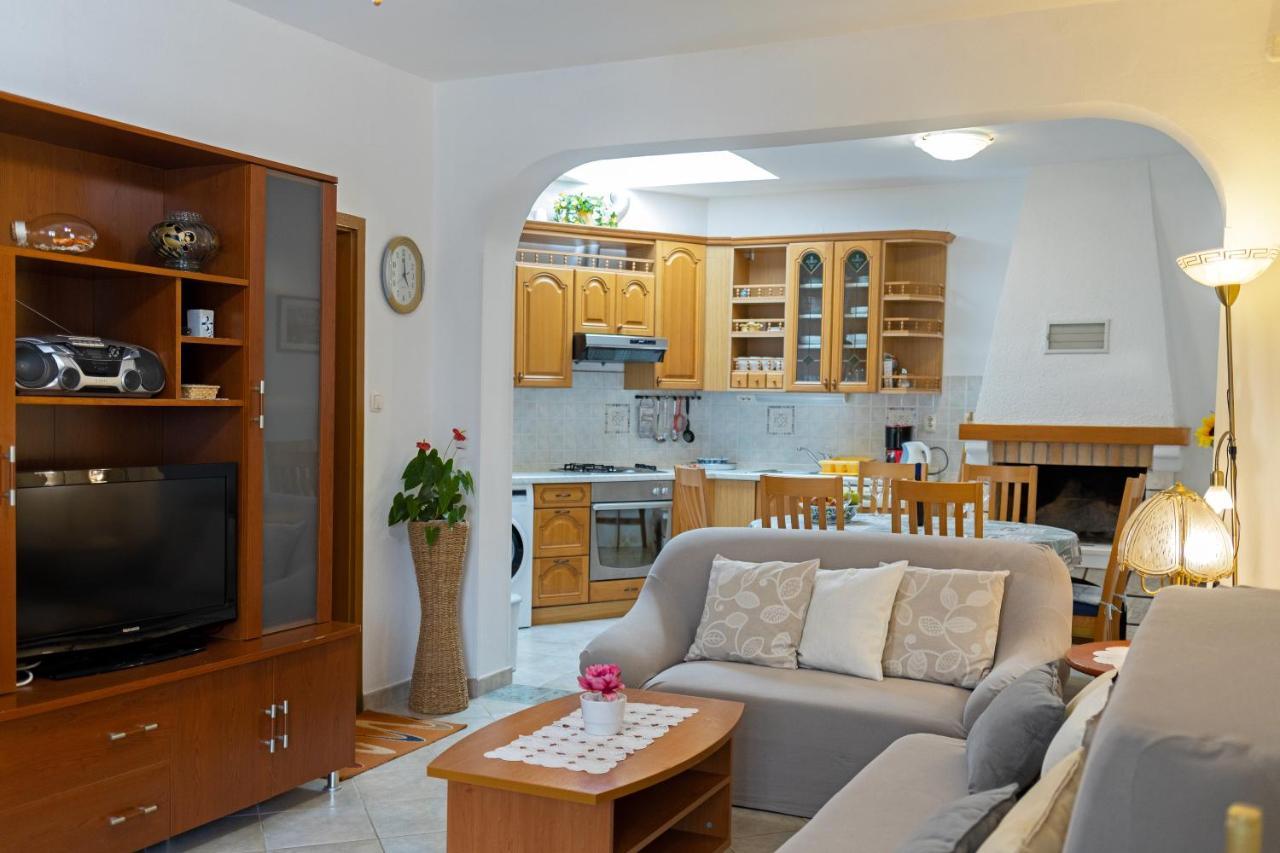 Guest house Balic - Zf Hvar 3*