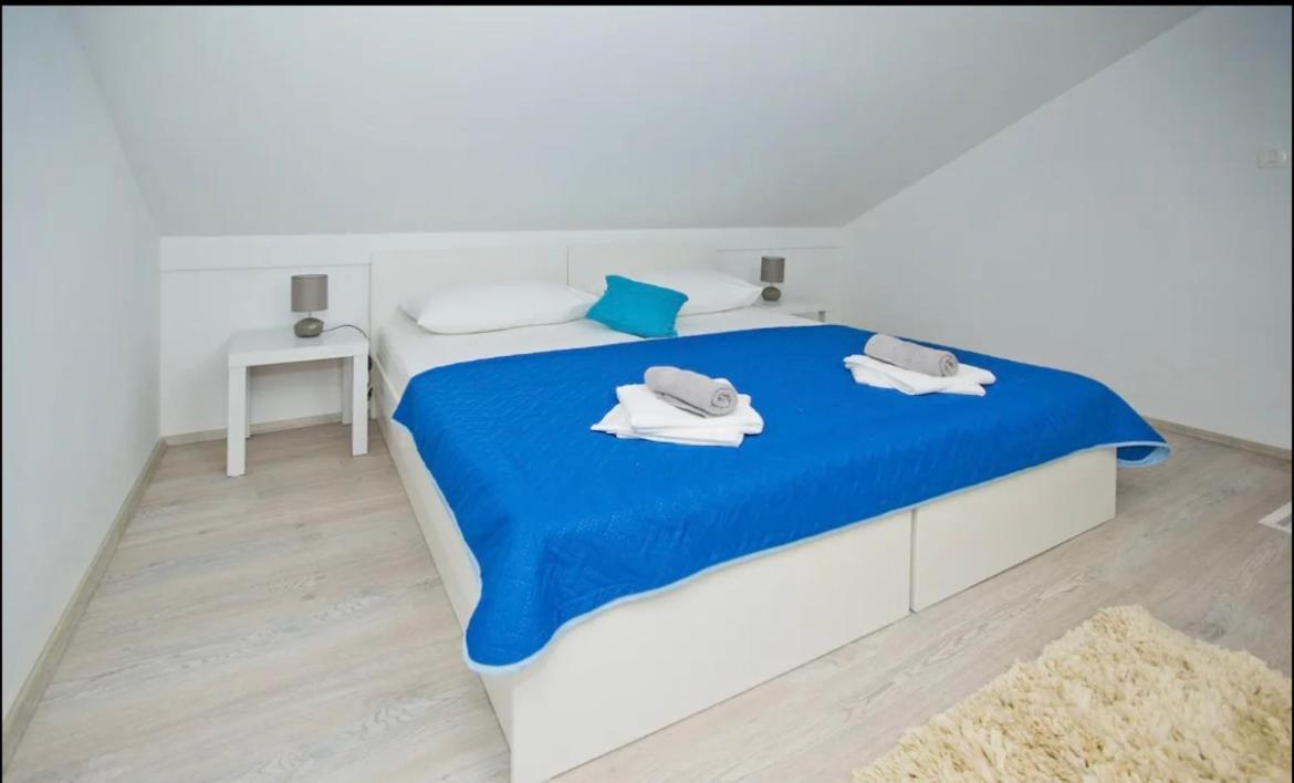 Apartment Juric 2 Hvar Town